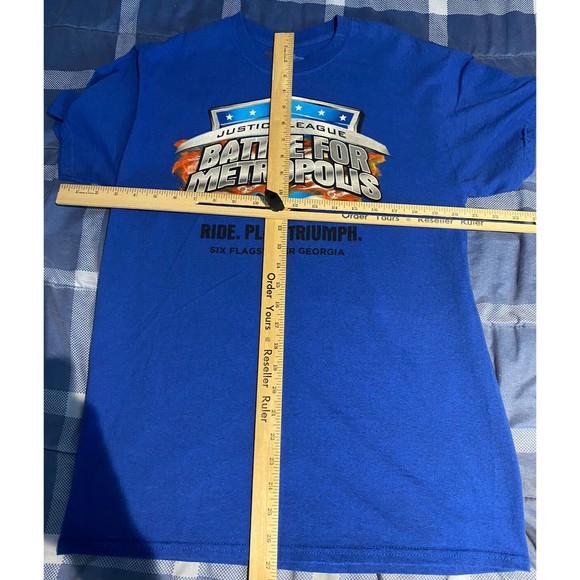 Six Flags men's M Graphic t-shirt Justic League Battle for Metropolis - Picture 3 of 7